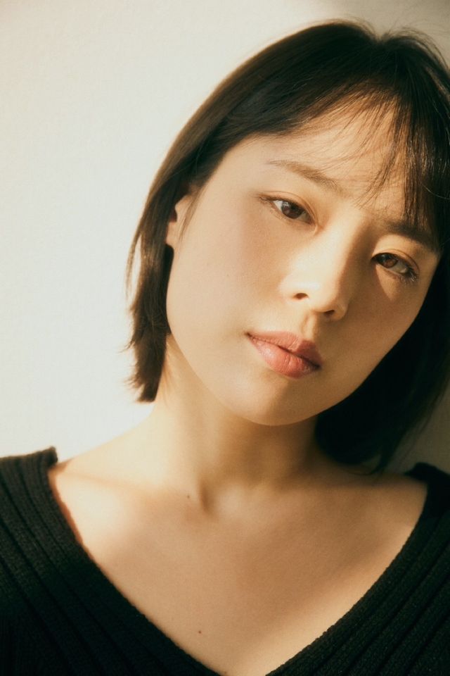 イ・ジホ サムネイル画像