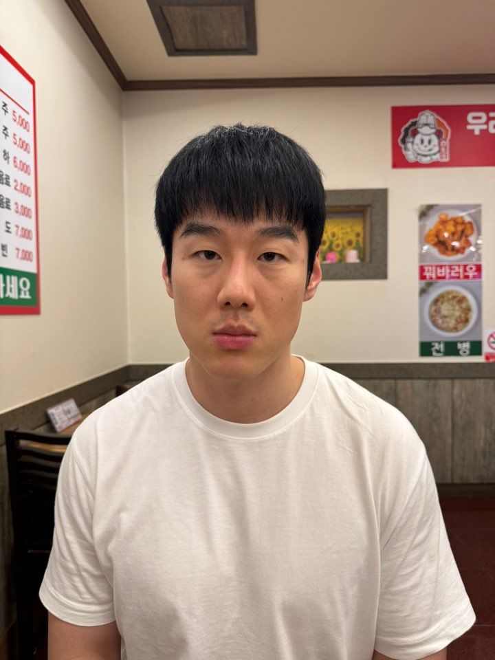 Lee Hyuk-jung Thumbnail image