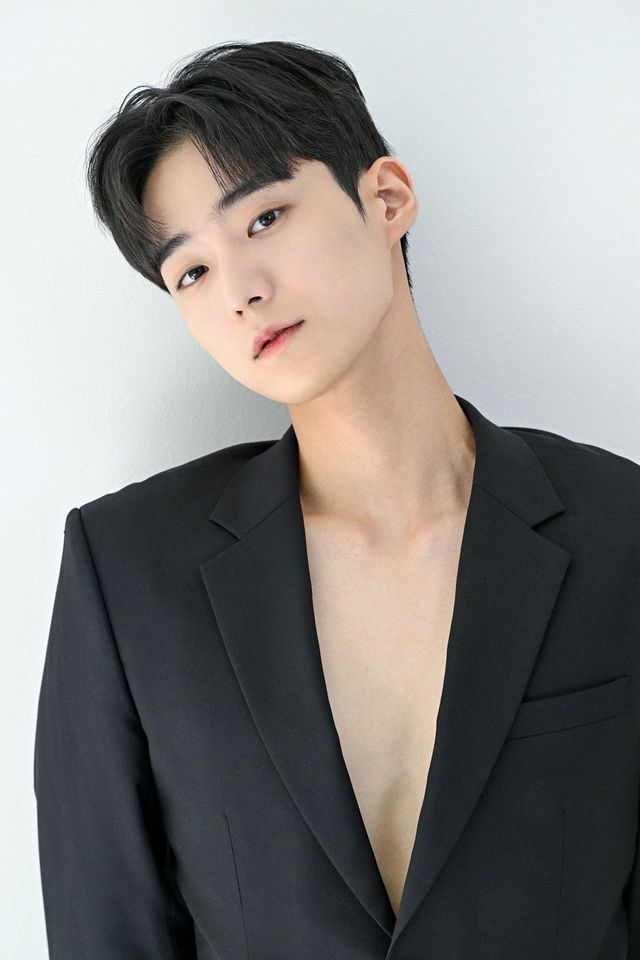 ジョン・テヨン サムネイル画像