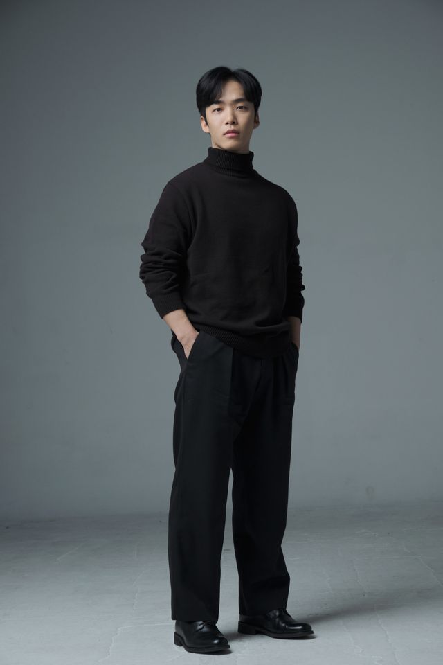 김다휘 썸네일 이미지