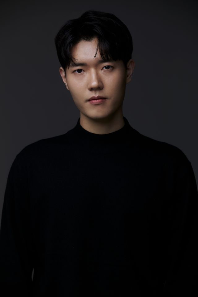 คัง จีฮุน ภาพขนาดย่อ