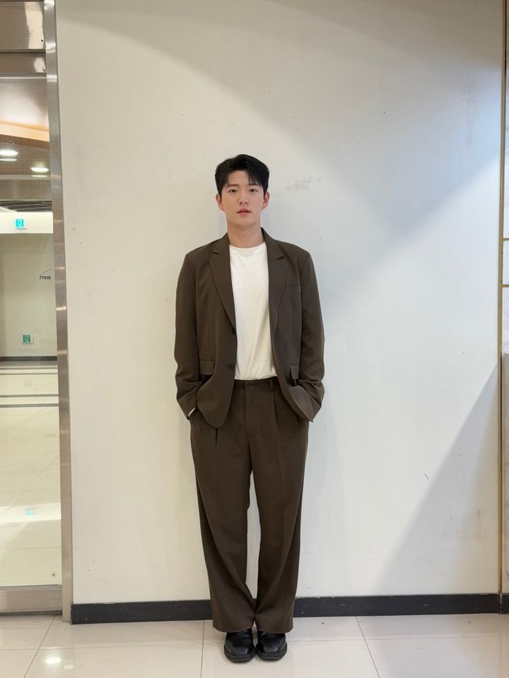 シン・ギファン サムネイル画像