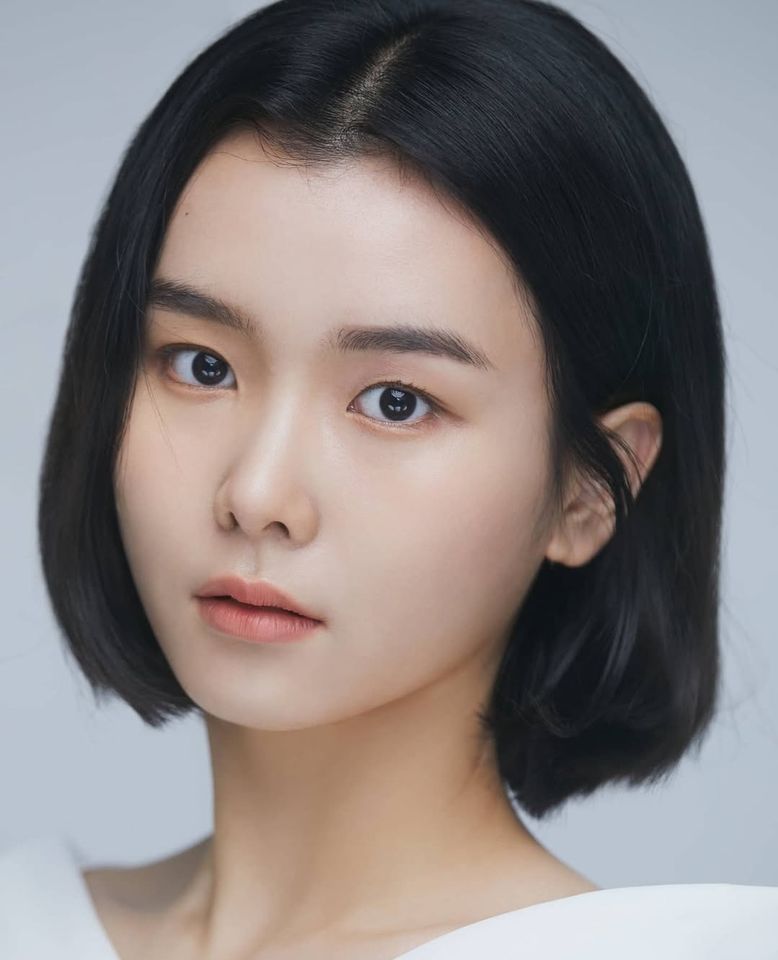 Choi Bo-won Thumbnail image