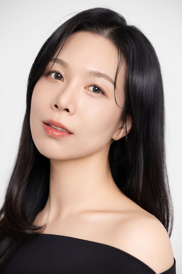 Jin A-yeong Thumbnail image