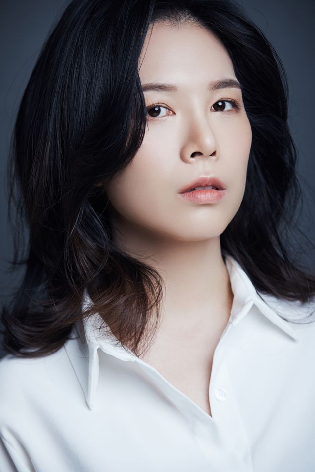 Jin A-yeong Thumbnail image