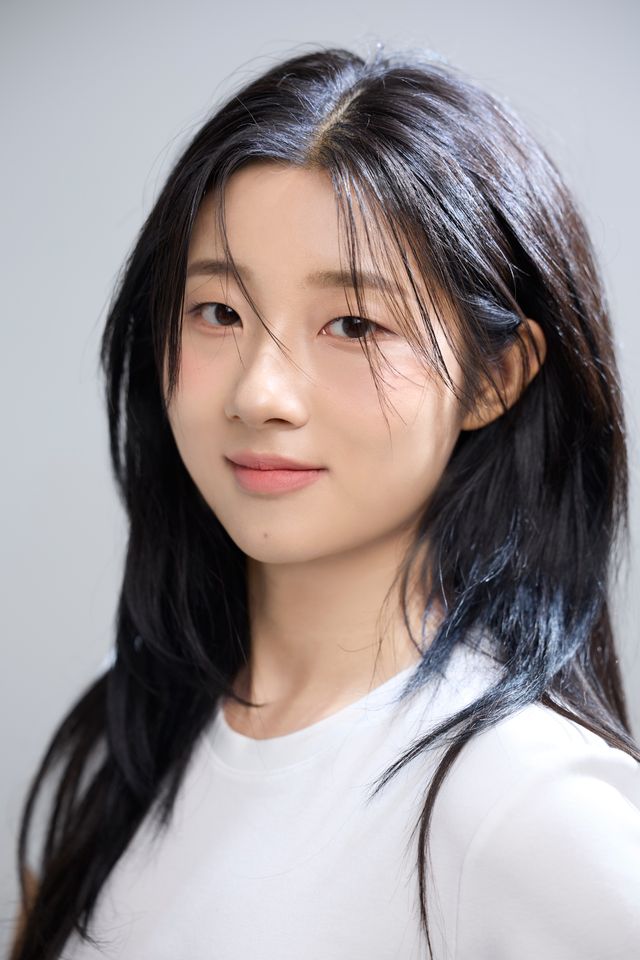 윤아원 Thumbnail image