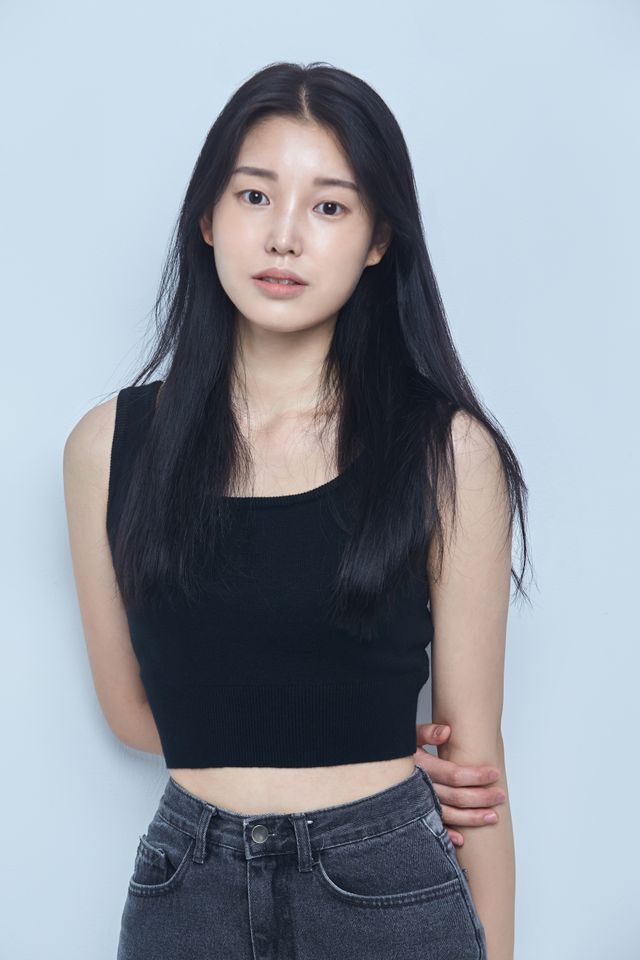 김율 썸네일 이미지