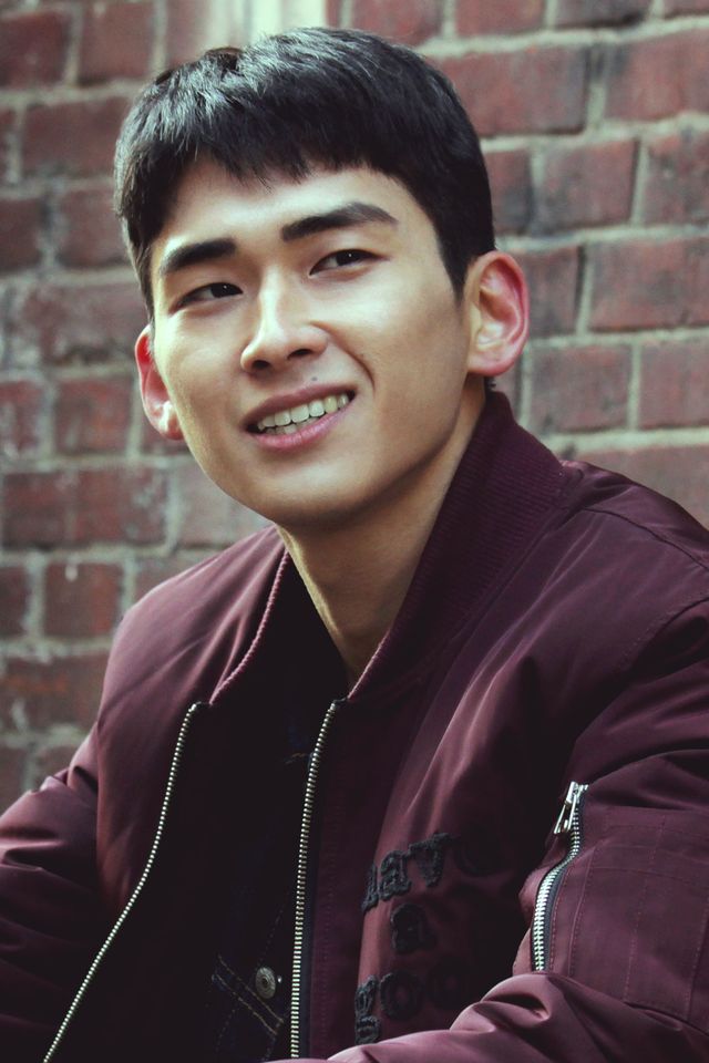 ปาร์ค จีโฮ ภาพขนาดย่อ