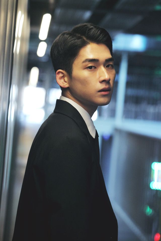 ปาร์ค จีโฮ ภาพขนาดย่อ