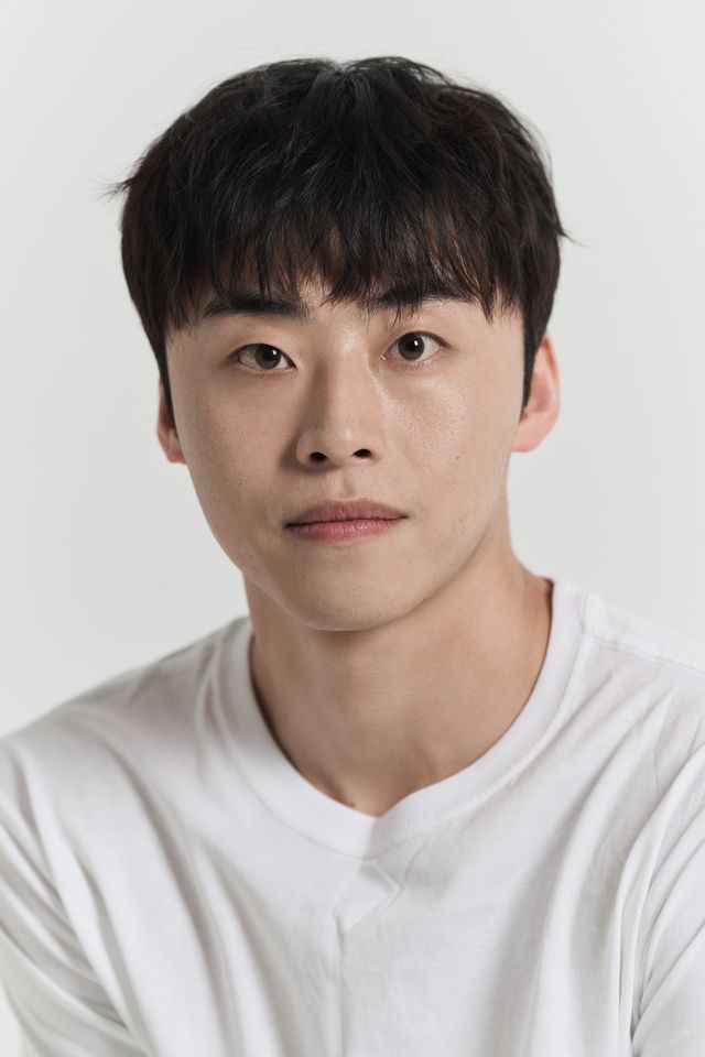 손창성 썸네일 이미지