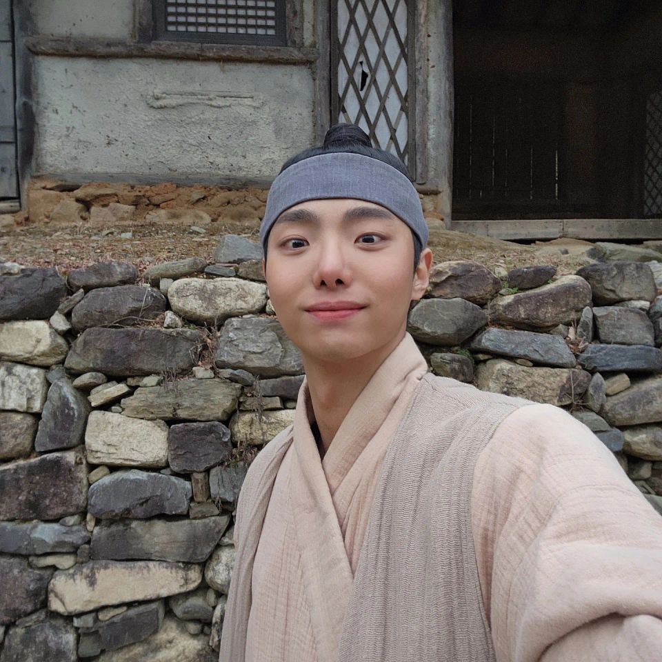 Lee Jun-seo Ảnh thu nhỏ