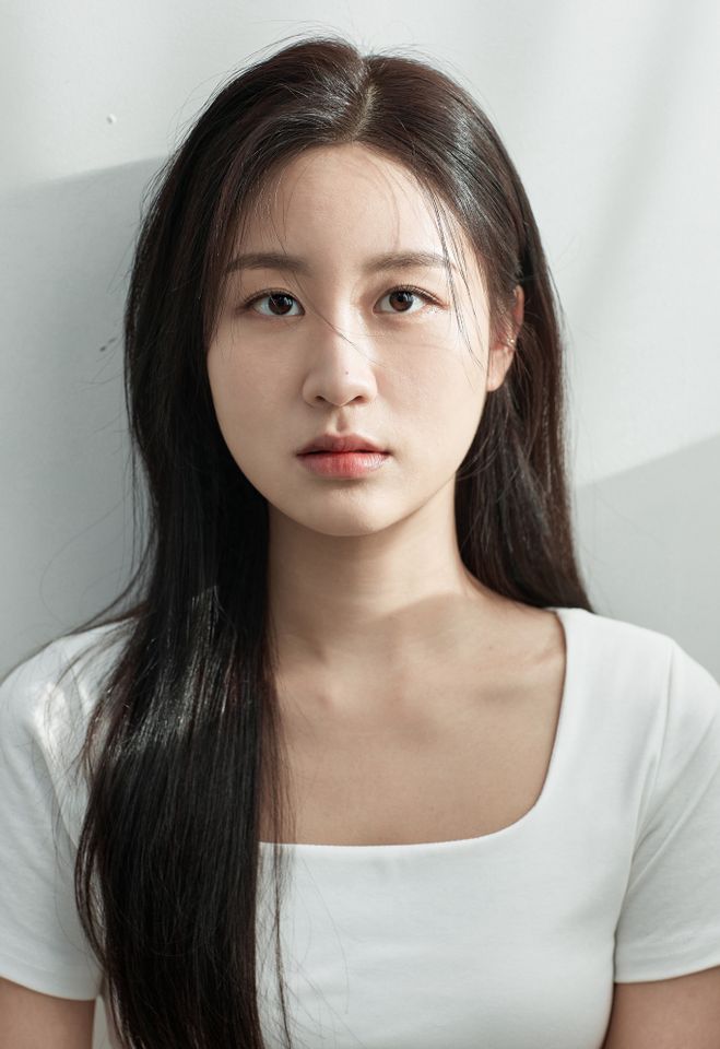 イ・ソン サムネイル画像