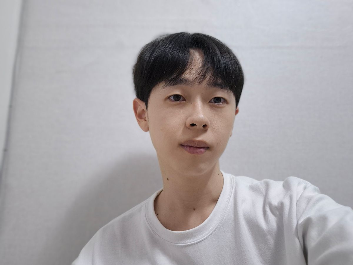 キム・ヨンボム サムネイル画像