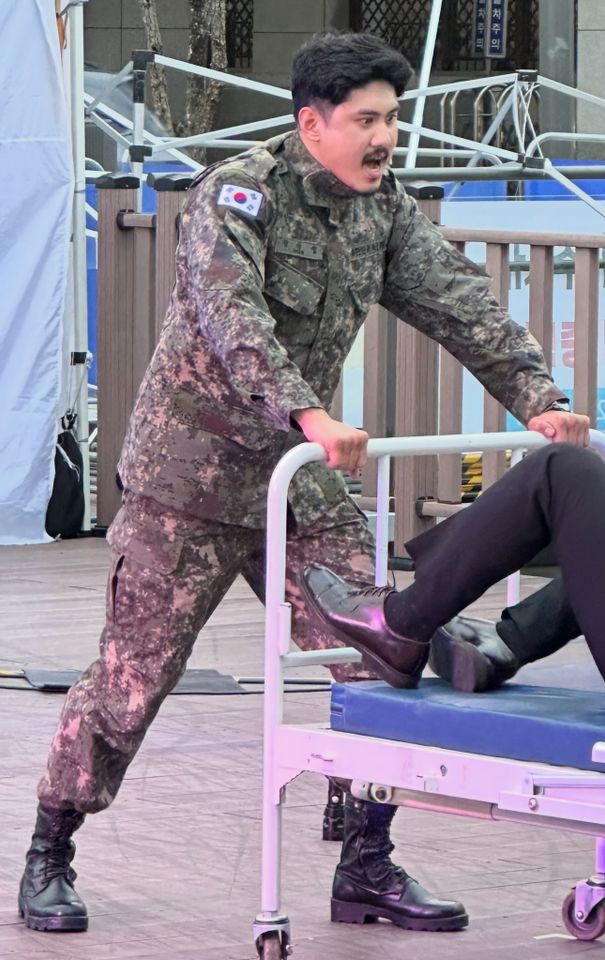 チェ・ユソク サムネイル画像