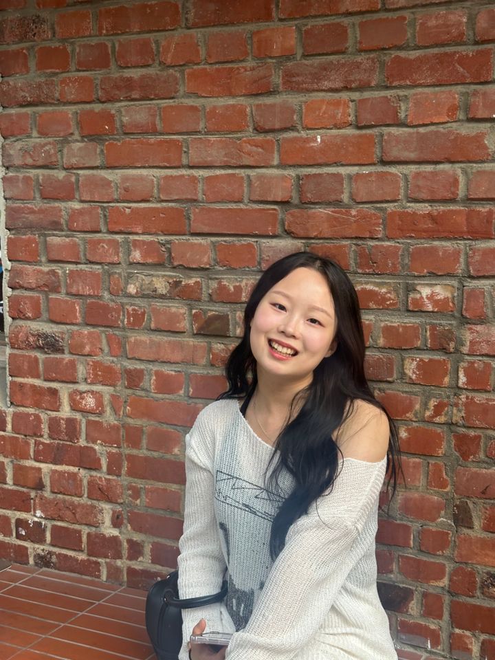 Kim Young-eun Thumbnail image