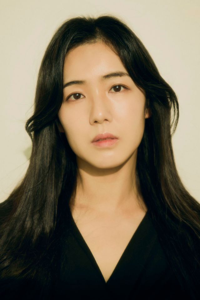 ควอน มีนา ภาพขนาดย่อ