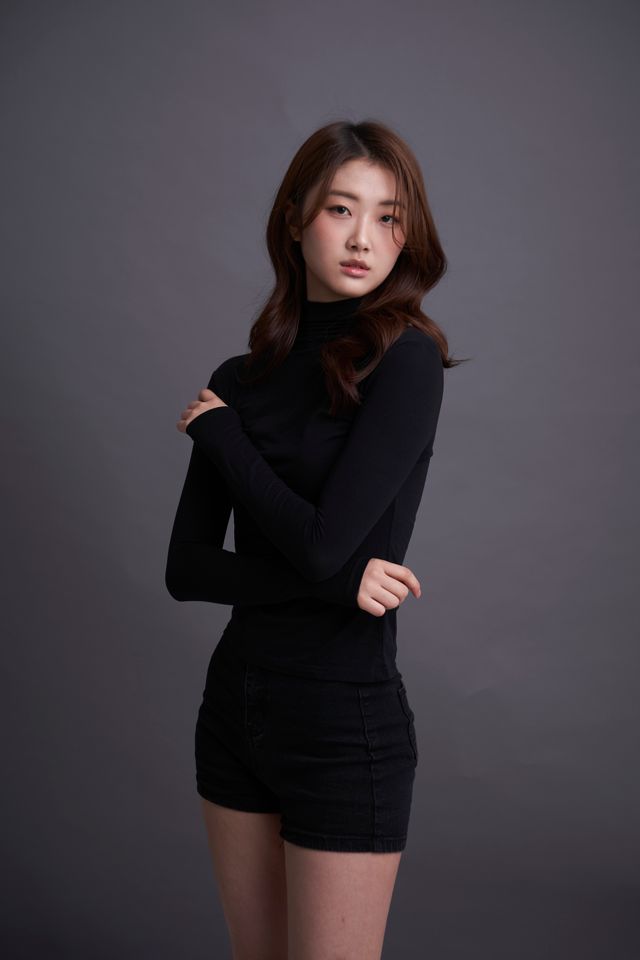 イ・ヘウォン サムネイル画像