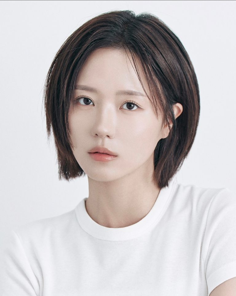 チョン・ジユン サムネイル画像