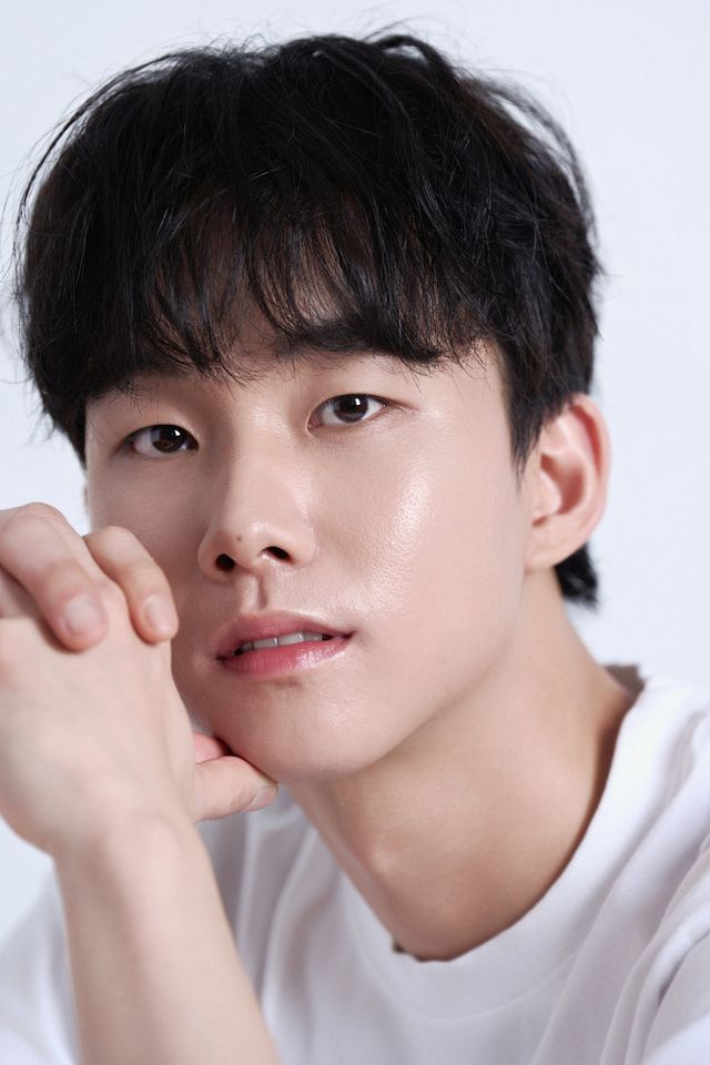 Lee Eun-pyeong Ảnh thu nhỏ