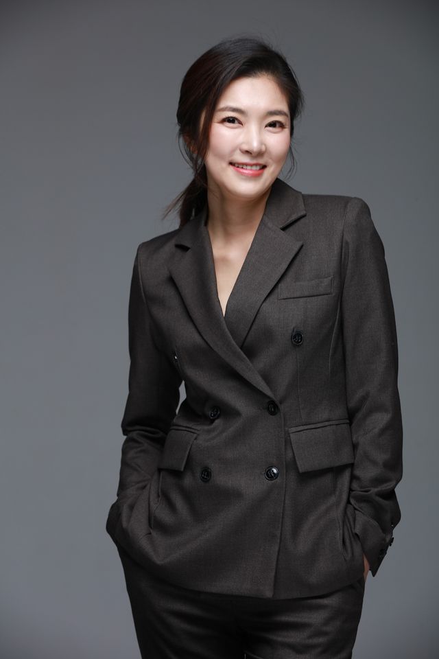 ジン・スヒョン サムネイル画像