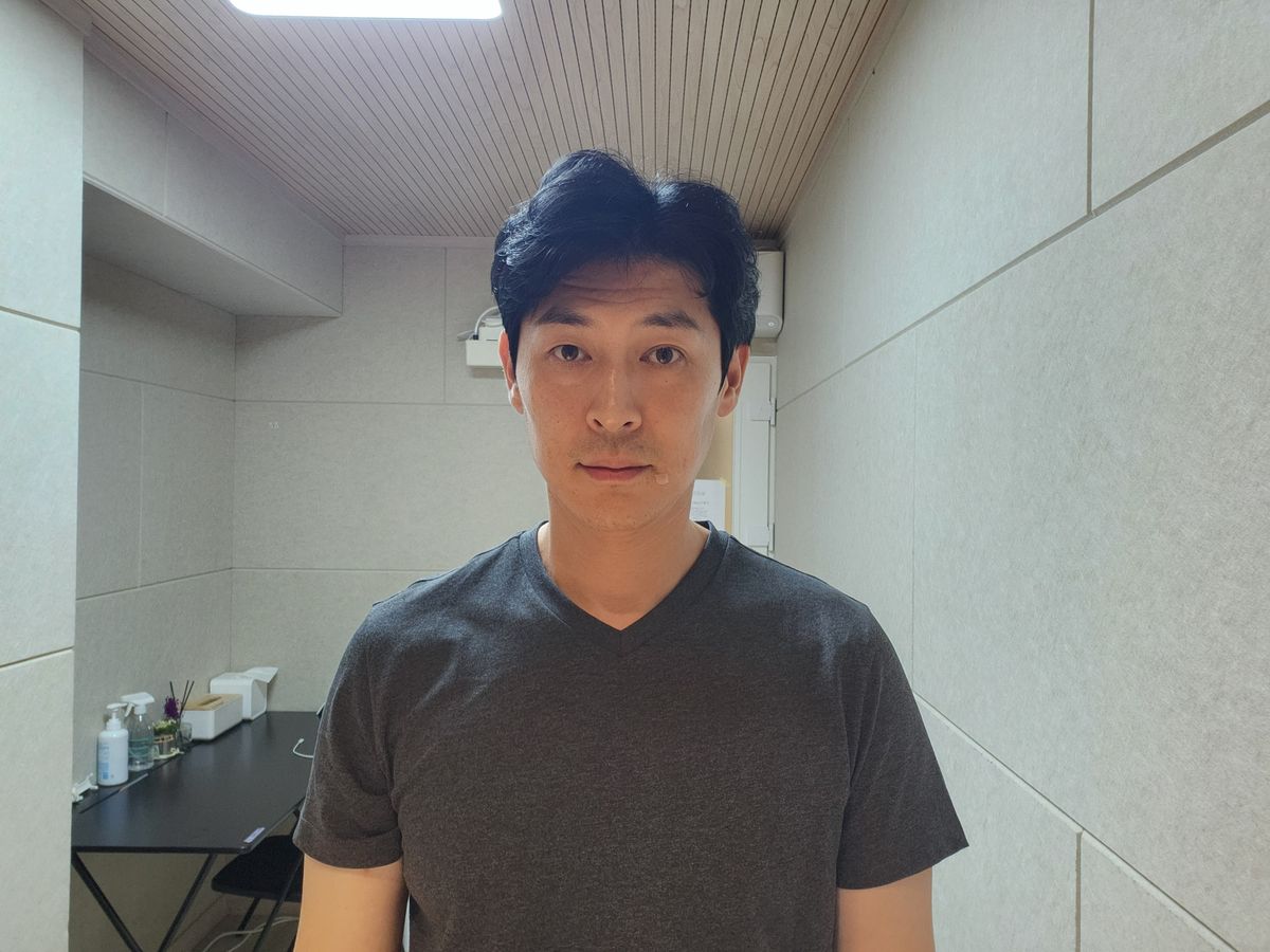 キム・ゴンウ サムネイル画像