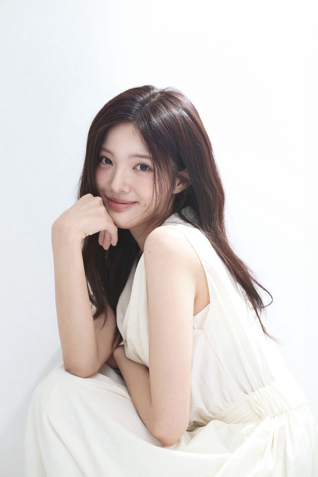 ชินเอสเทอร์ ภาพขนาดย่อ