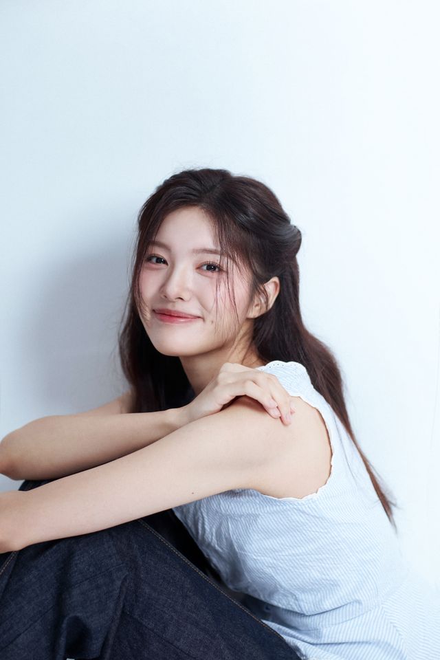 ชินเอสเทอร์ ภาพขนาดย่อ