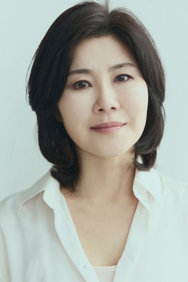 Sujin Thumbnail image