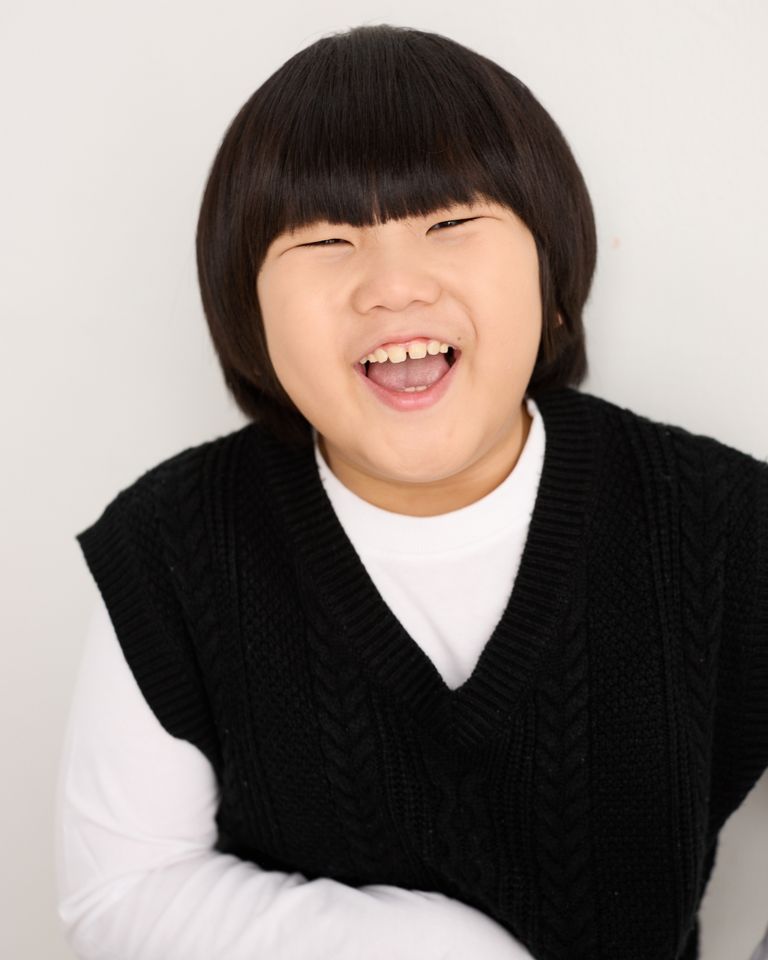 Lee Su-won Thumbnail image