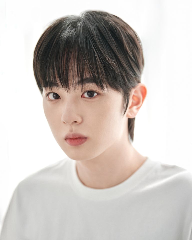 อีจุนกิ ภาพขนาดย่อ