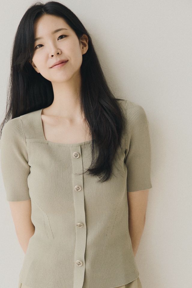 Lee Seo-ha Thumbnail image