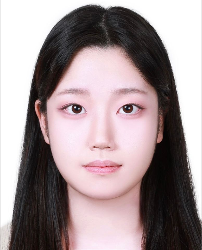 ユン・ソヨン サムネイル画像