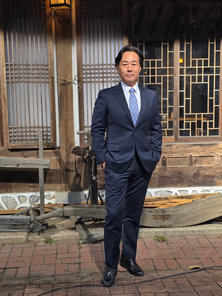 김예훈 썸네일 이미지