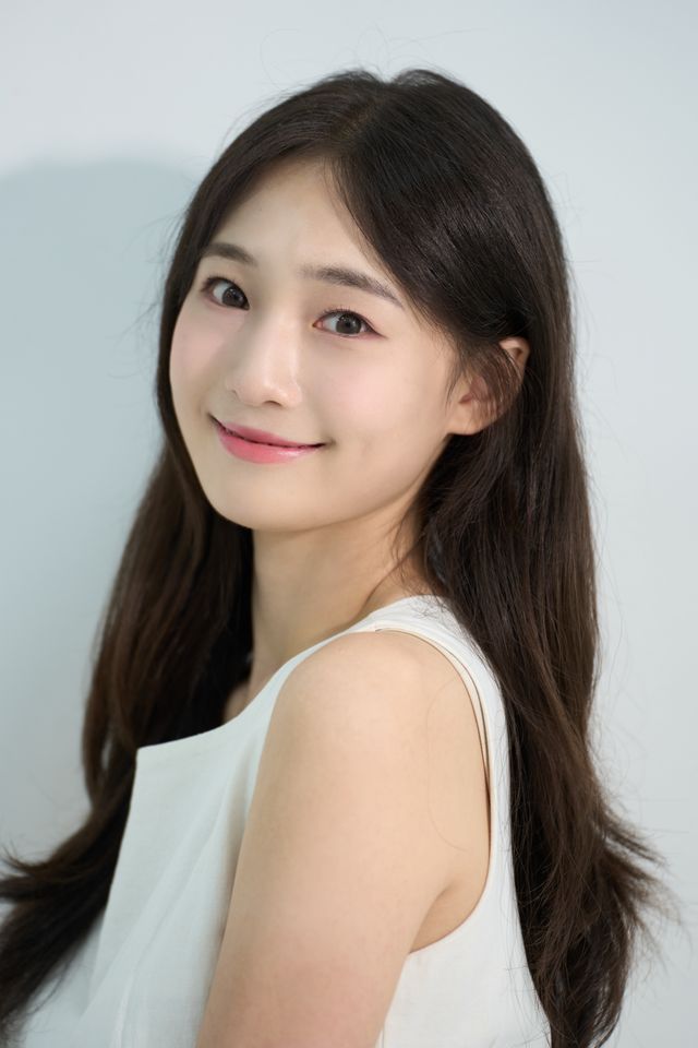 ชเว ยอนอู ภาพขนาดย่อ