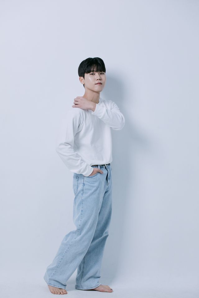 김윤성 ภาพขนาดย่อ