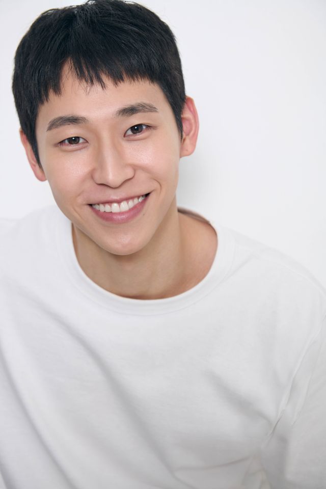 Min In-gi Thumbnail image