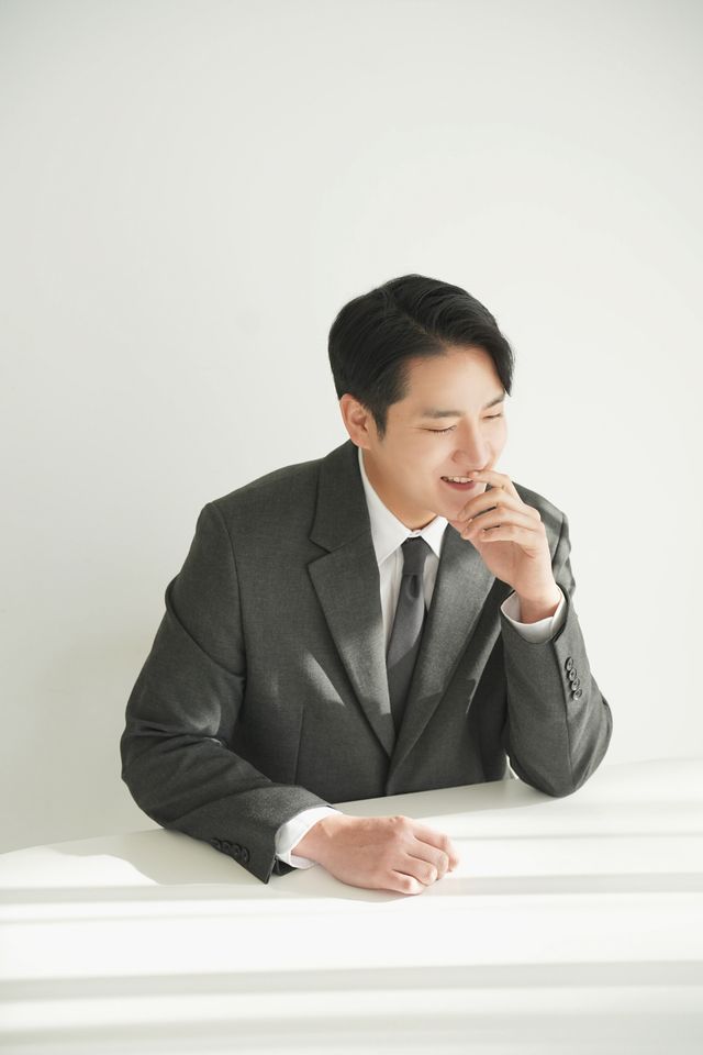 Jeon Jung-jae Thumbnail image