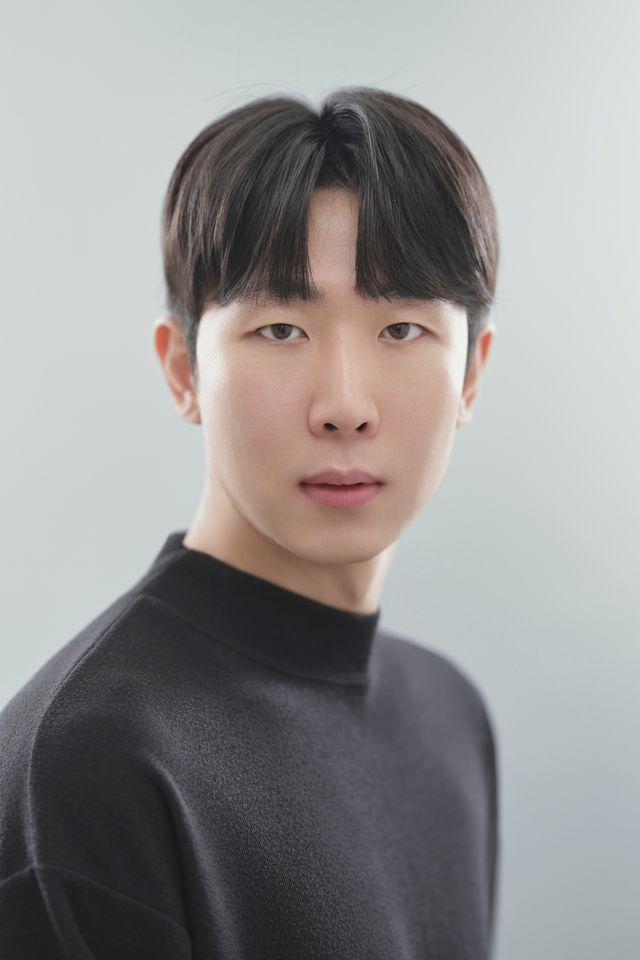 전윤탁 サムネイル画像