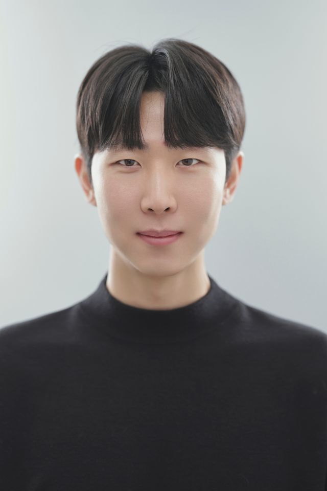 전윤탁 サムネイル画像