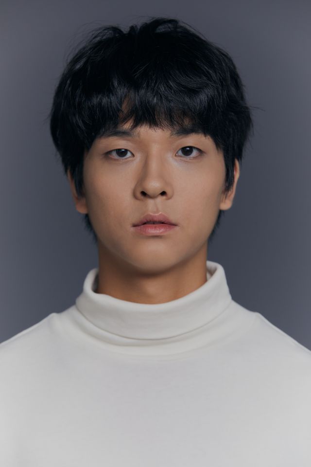 윤재성 썸네일 이미지