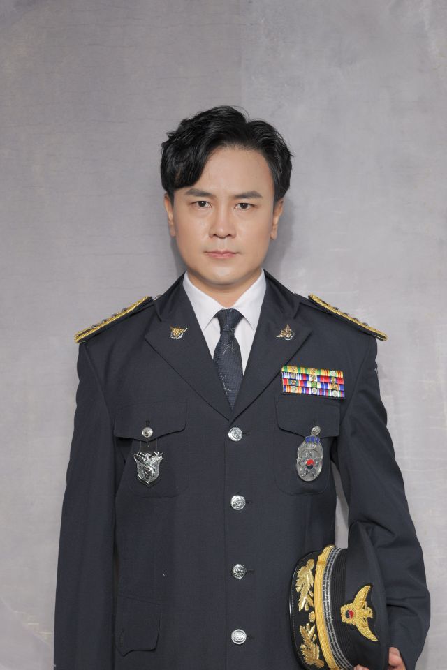 คิม นัมโฮ ภาพขนาดย่อ