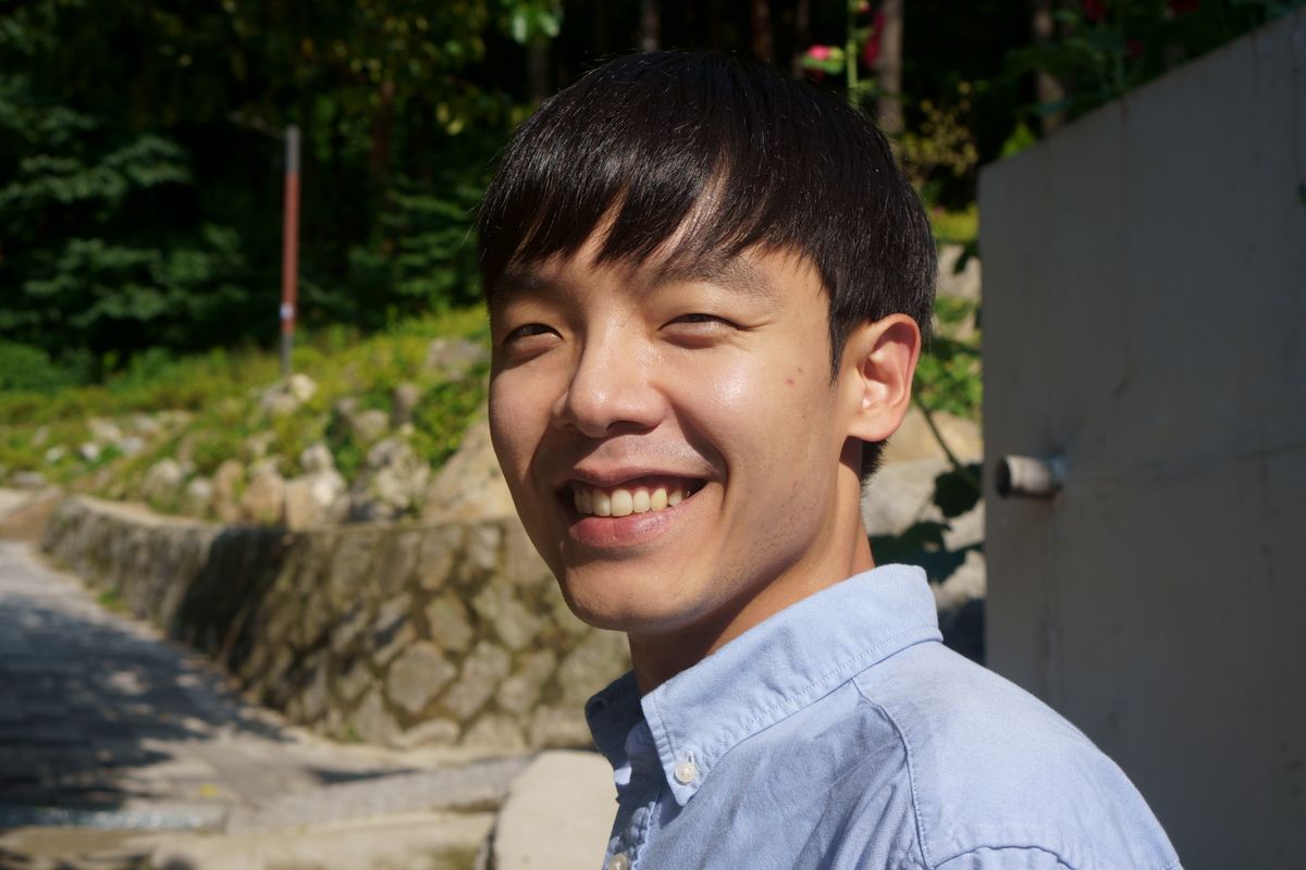 Yoon Shin-young Thumbnail image