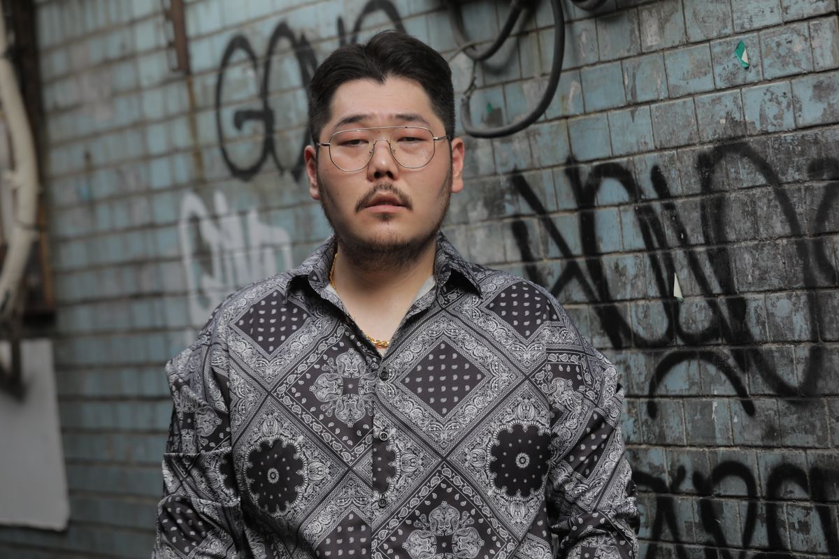 김윤섭 썸네일 이미지