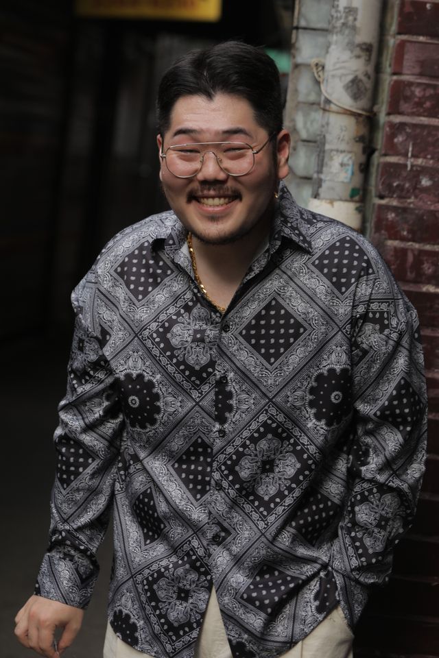 김윤섭 썸네일 이미지