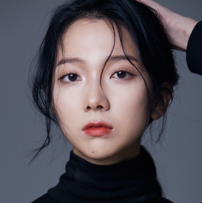 ソン・ユンハ サムネイル画像