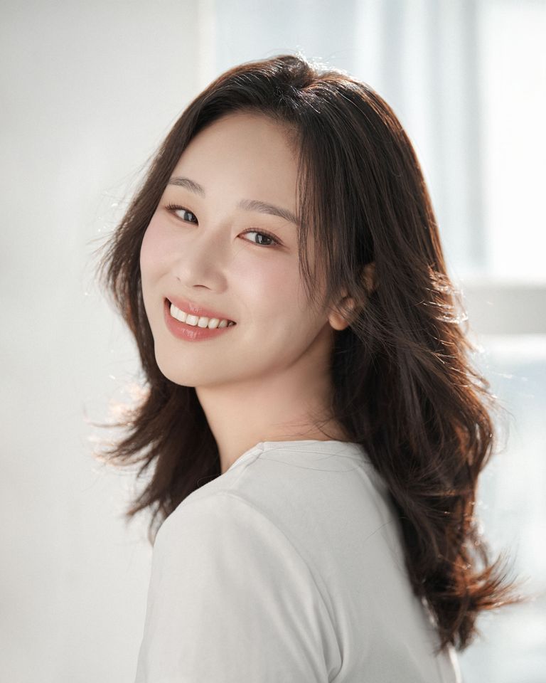 이선영 ภาพขนาดย่อ