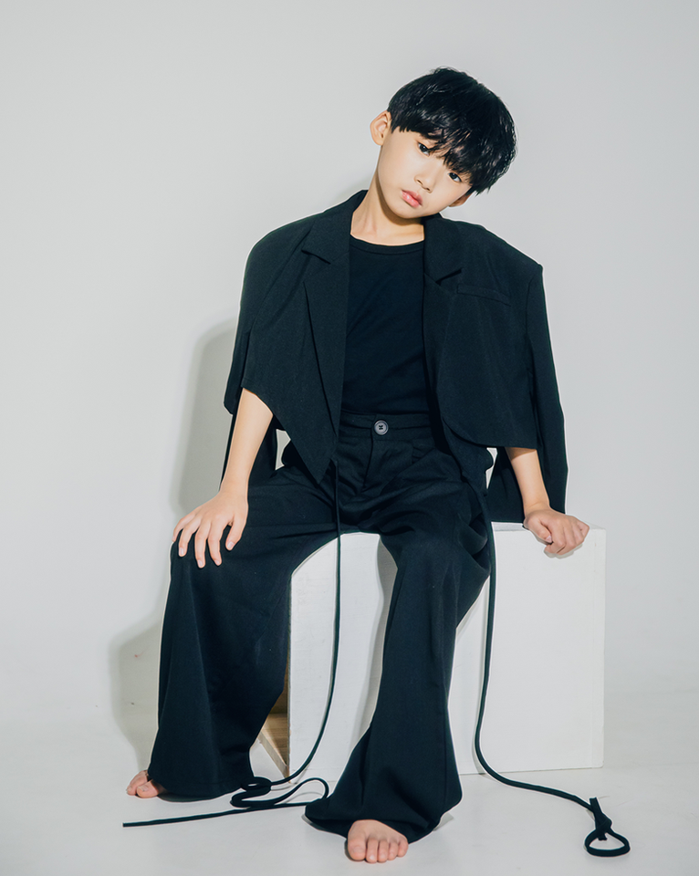 이시우 썸네일 이미지