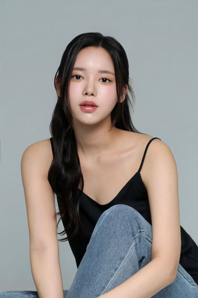 윤 채희 Ảnh thu nhỏ