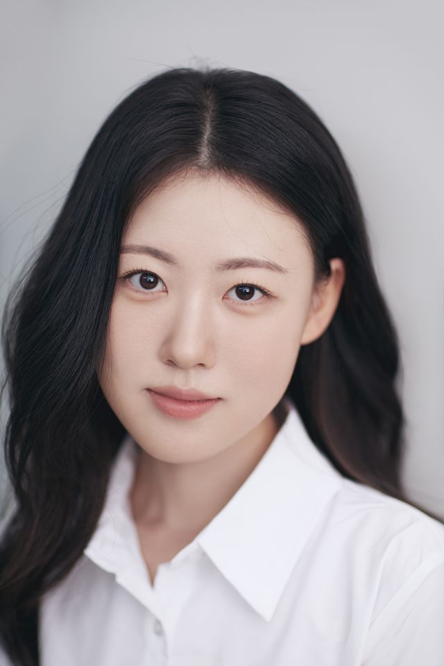 คิม จีอู ภาพขนาดย่อ