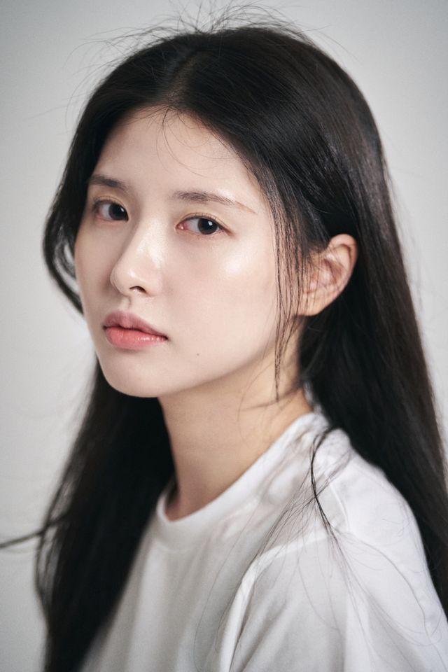 チョン・ユリ サムネイル画像